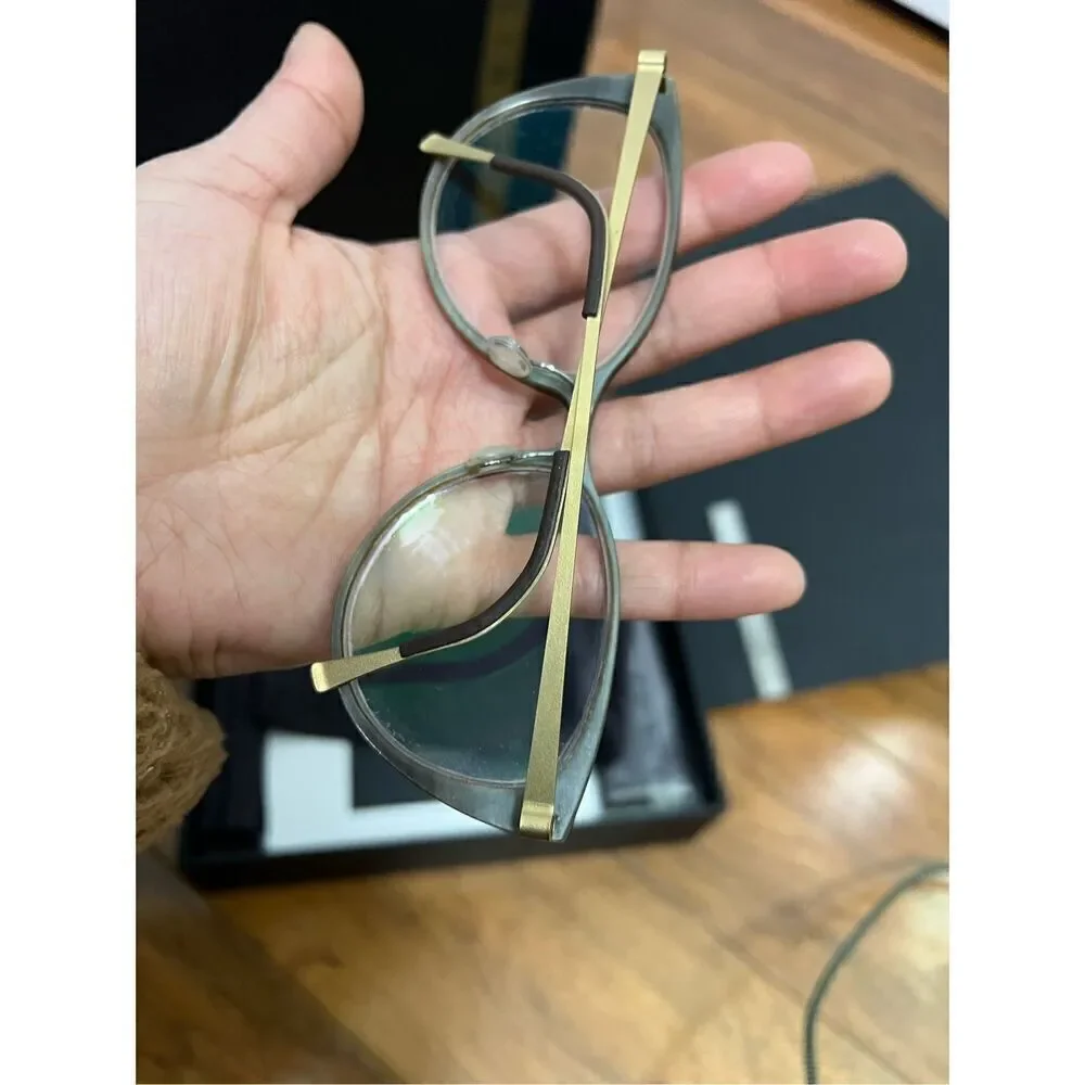 LINDBERG buffalo horn trae titanium cat eye style eyeglasses